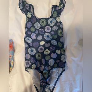 Pearl street swim suit in size 5/6